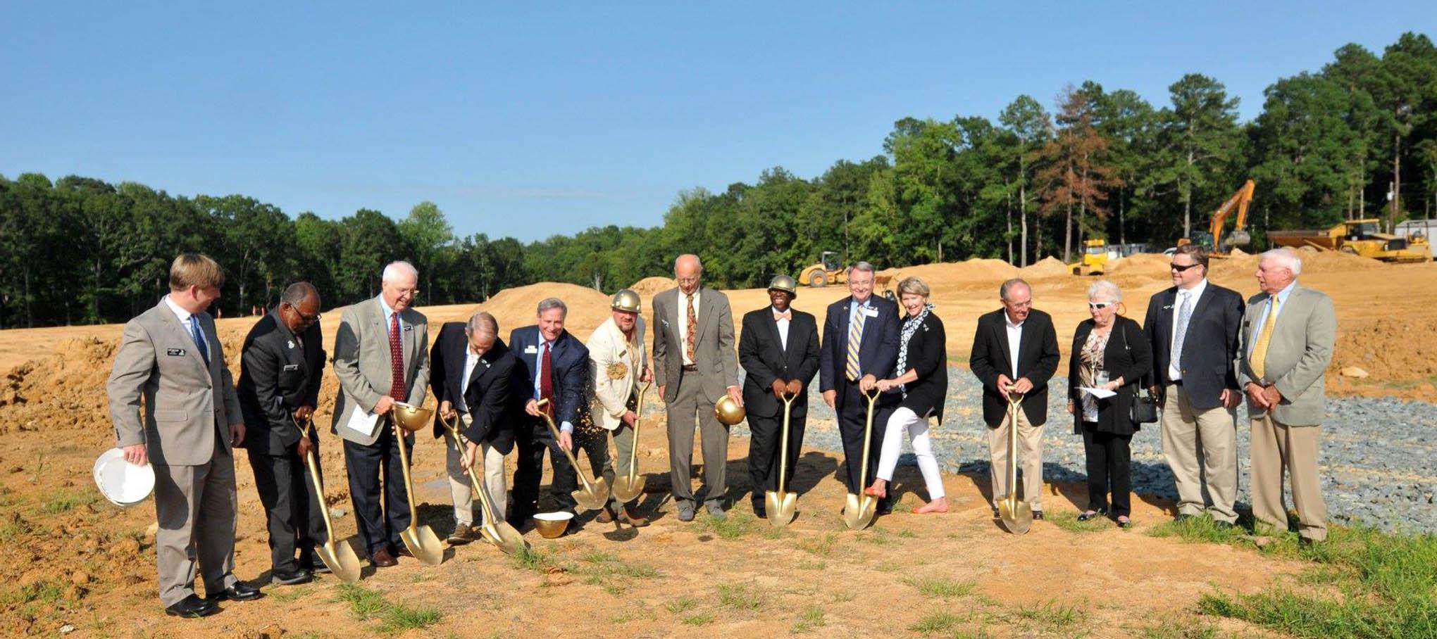 在线电子游戏网赌 holds groundbreaking event in Chatham County